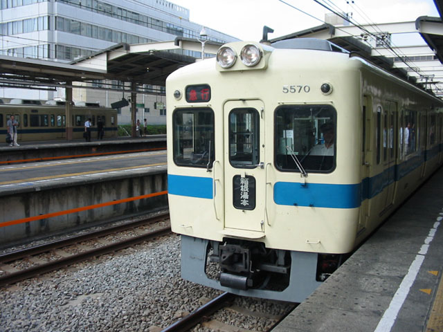 ���c�} �ʋΎԗ� 5200�`