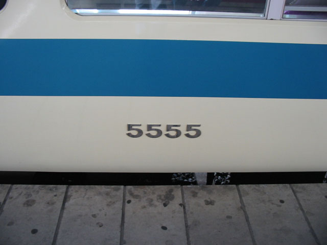���c�} �ʋΎԗ� 5200�`