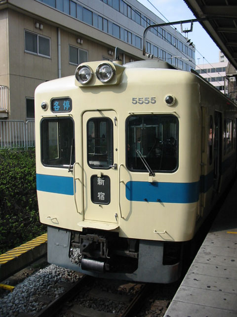 ���c�} �ʋΎԗ� 5200�`
