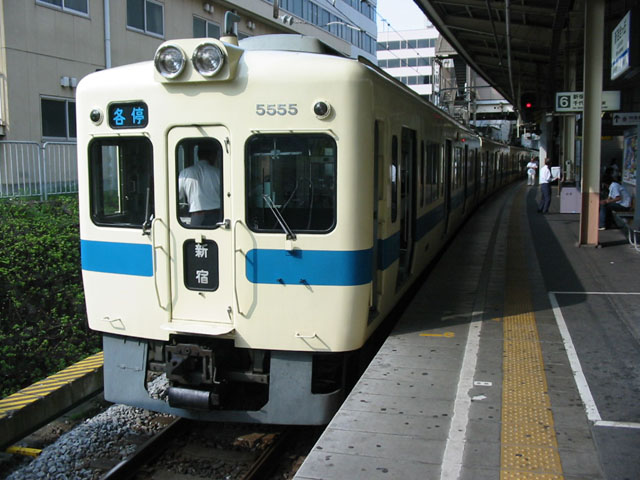 ���c�} �ʋΎԗ� 5200�`