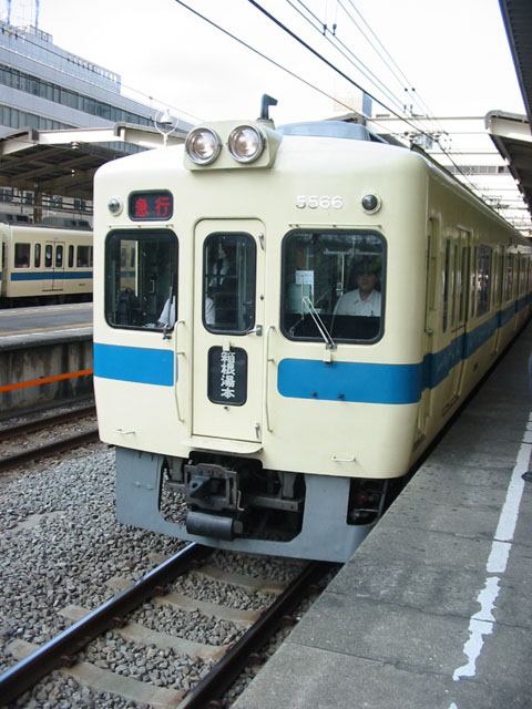 ���c�} �ʋΎԗ� 5200�`